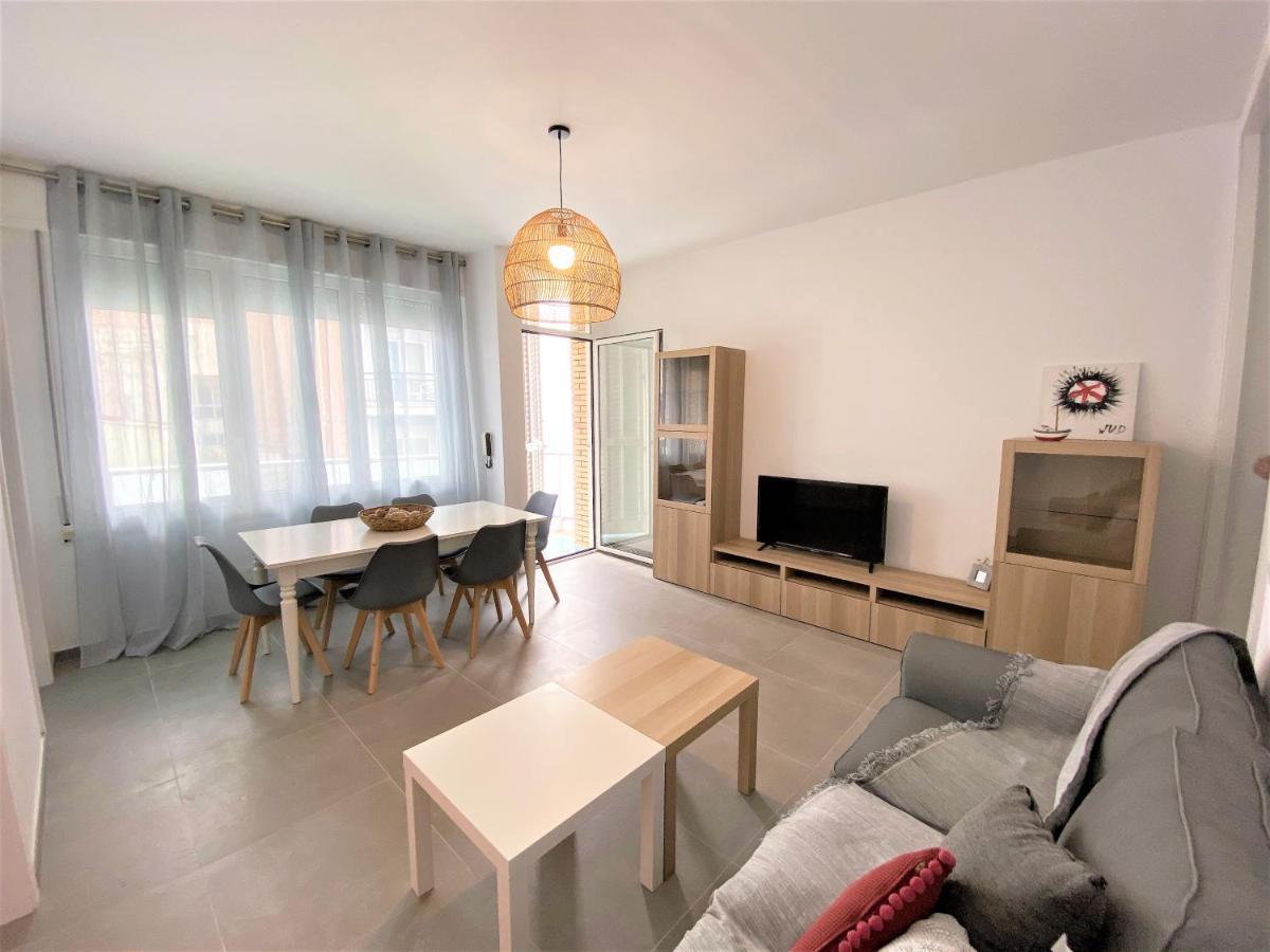 Roses Casc Antic Sl Sant Elm 3 Apartamento Exterior foto